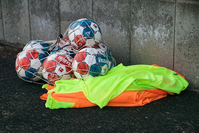 巴萨2-1法兰克福全场数据：射门13-5，控球率超7成